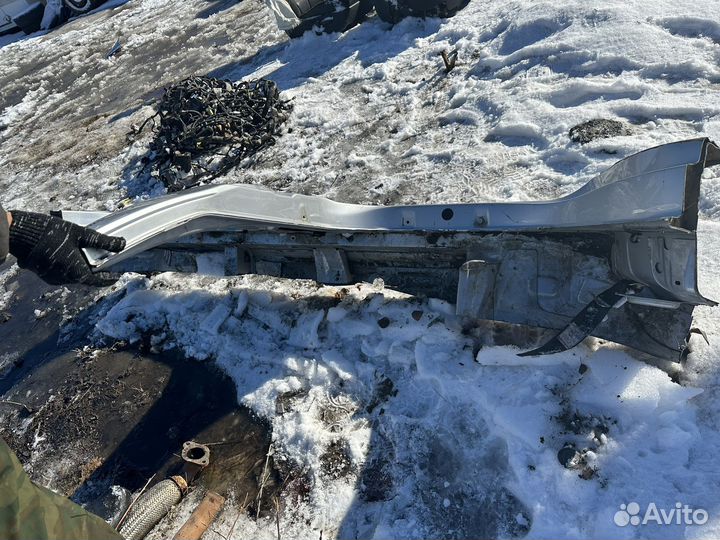 Правый порог со стойкой Toyota Camry V40