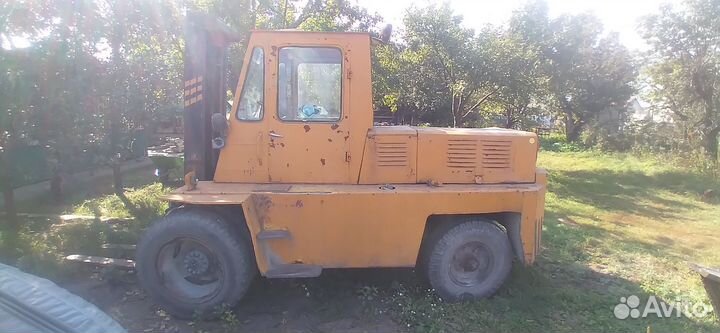 Вилочный погрузчик ЛЬВОВСКИЙ ПОГРУЗЧИК (ЛЕВ) 40810, 1998