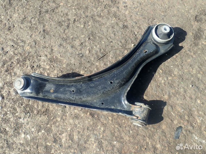 Рычаг подвески Chevrolet Trailblazer, 2020