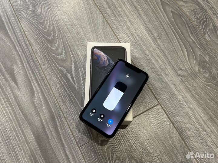 iPhone Xr, 128 ГБ