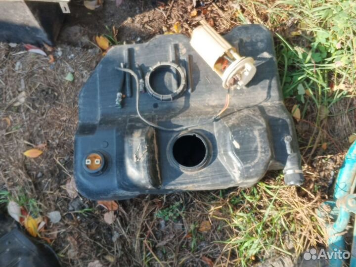 Пластиковый бак Святогор Рено