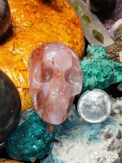 Коллекционные минералы, шкатулки, подсвечники,ножи