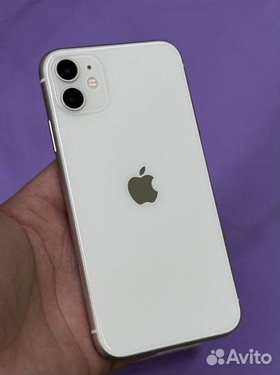 iPhone 11 128GB белый
