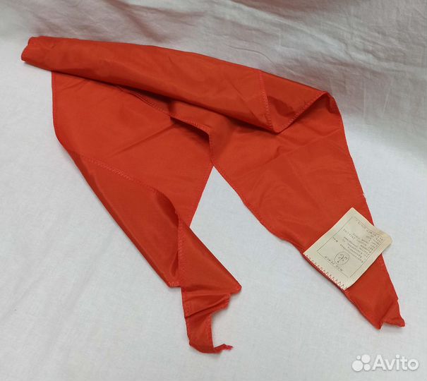 Пионерский Галстук из СССР новый