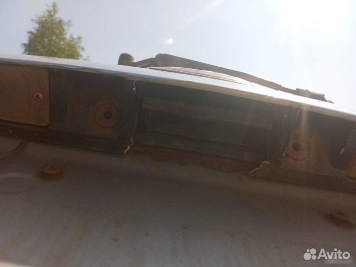 Кнопка багажника Kia Sorento 2003