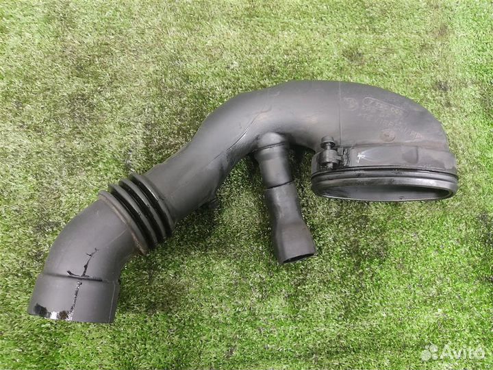 Патрубок воздушного фильтра BMW X3 (E83) 2004