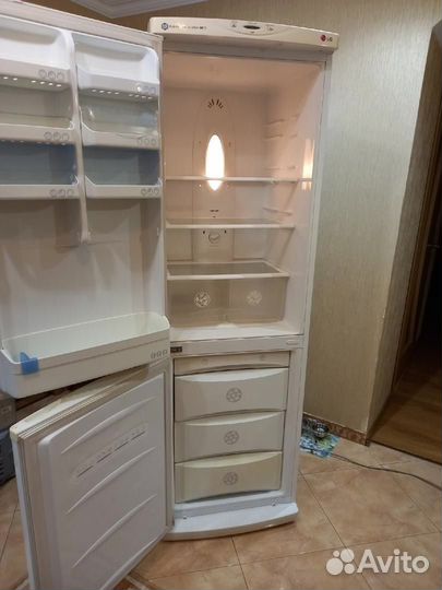 Холодильник LG 190см