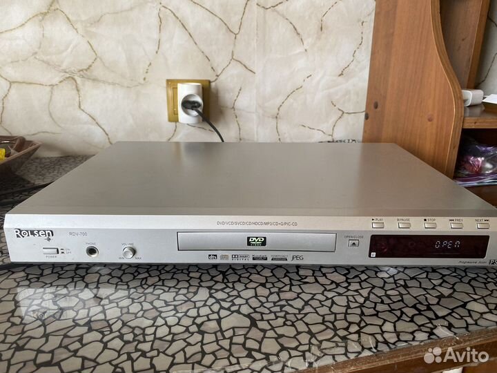 DVD плеер Rolsen