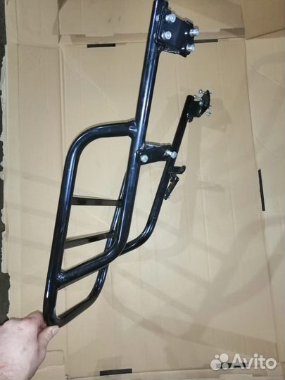 Багажник для крепления центрального кофра