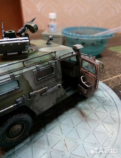 Бронеавтомобиль Газ-233014 Тигр: 3668: 1/35: Звезд