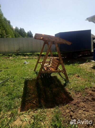 Качели деревянный