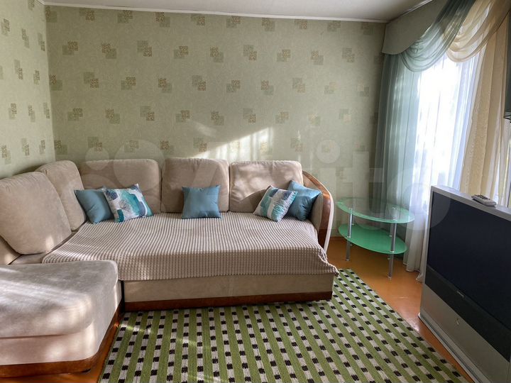 2-к. квартира, 50 м², 4/11 эт.
