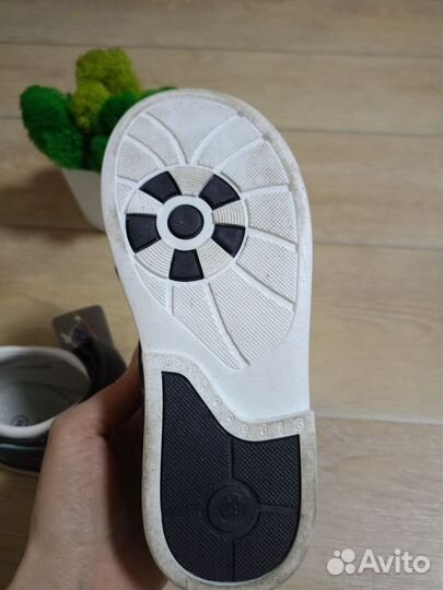 Сандали 29 размер новые
