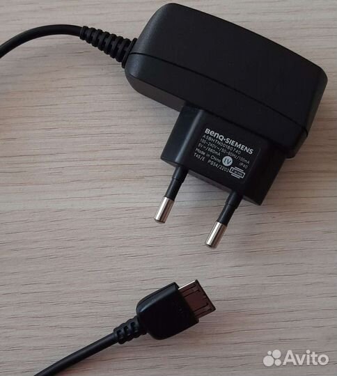 Зарядные устройства для телефонов