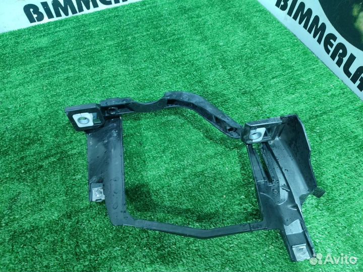 Крепление фары (кронштейн фары) левой BMW 5 158737