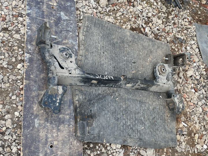 Задняя балка Лада ларгус Renault Логан