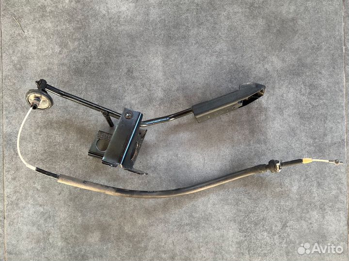 Педаль газа, тросик газ Audi a6/100 c4