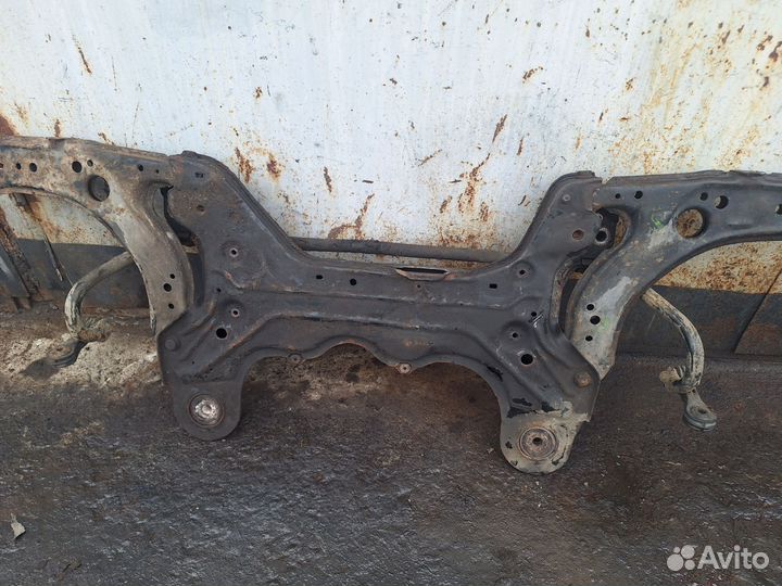 Подрамник Volkswagen Bora A4