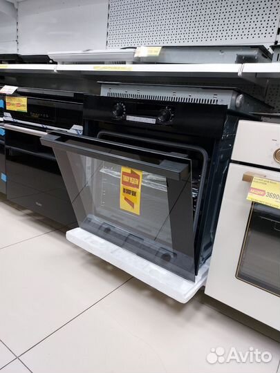 Встраиваемый духовой шкаф Hisense. Новый. Гарантия