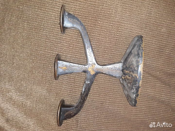 Подсвечник