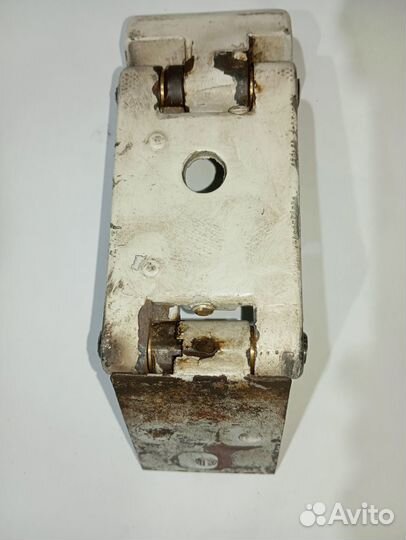 Ремонт дверных петлей