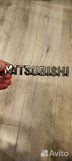 Эмблема, надпись Mitsubishi оригинал