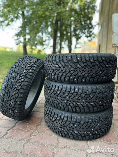 Nokian Tyres Hakkapeliitta 9 215/55 R17 98T