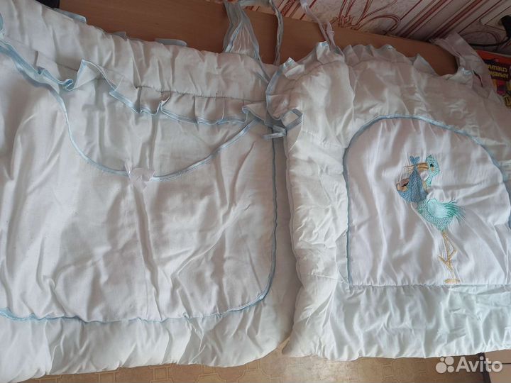 Бортики в кроватку