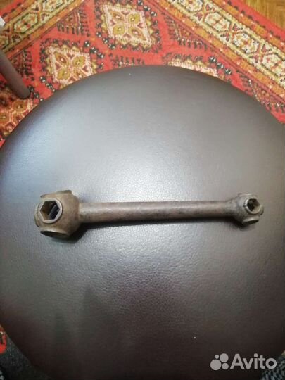 Гаечный ключ. ссср. Универсальный. 10в1 (водолаз)