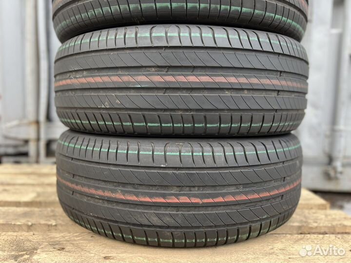 Michelin Primacy 4 215/55 R17