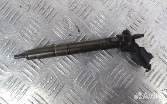 Форсунка дизельная audi Q7 (2AD01AL04)