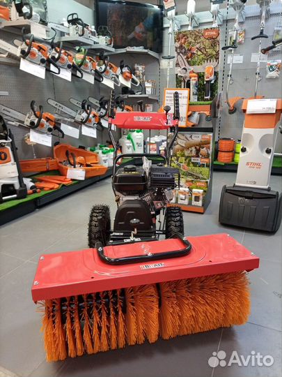 Машина подметательная универсальная BSS7080W brait