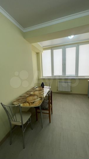1-к. квартира, 42 м², 1/5 эт.