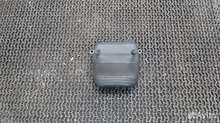 Подголовник Opel Mokka, 2013