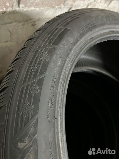 Hankook Winter I'Cept Evo2 W320 275/45 R21