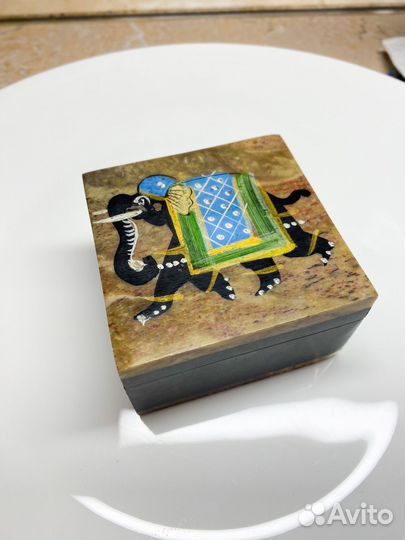 Слон шкатулочка