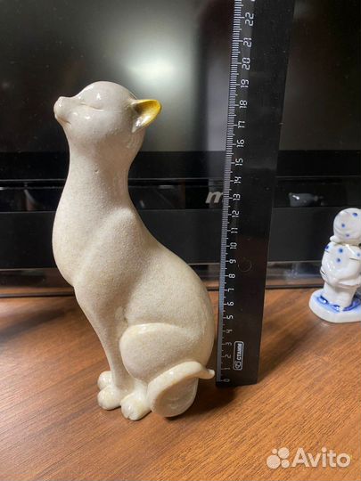 Статуэтка фарфор кошка