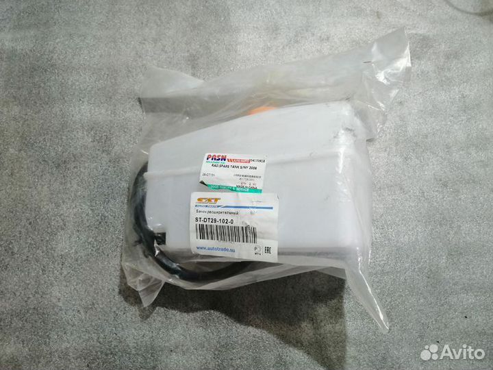 Расширительный бачок SAT Nissan Almera Classic B10