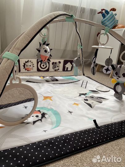 Развивающий коврик Tiny love 