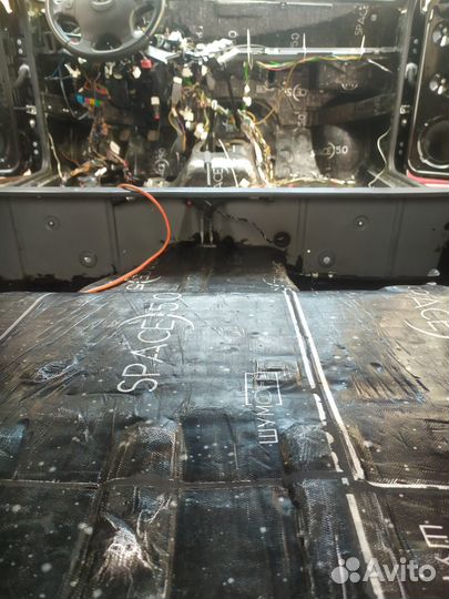 ВАЗ 2121 (4x4) Urban 1.7 МТ, 2015, битый, 113 000 км