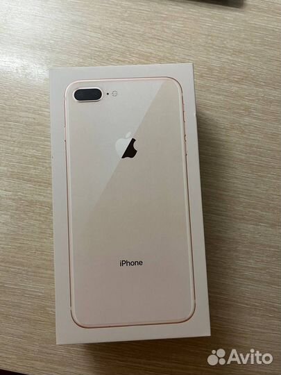 iPhone 8 Plus, 64 ГБ
