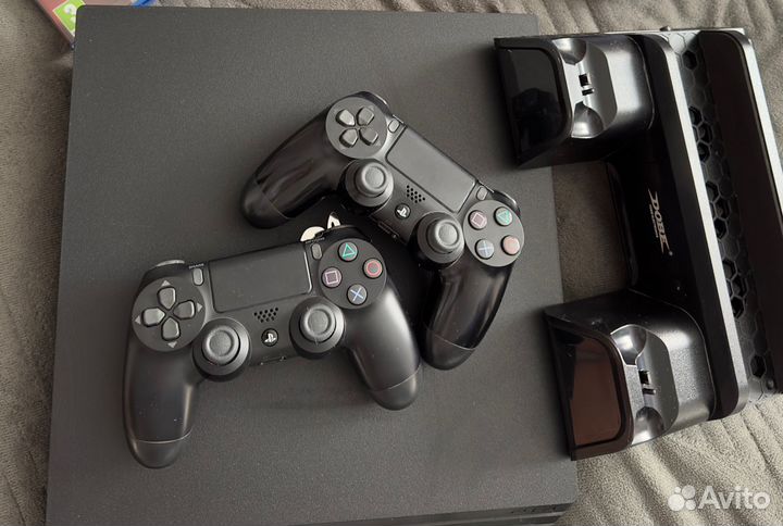 Sony playstation 4 PS4 pro 1tb с играми