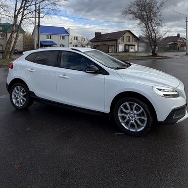 Volvo V40 Cross Country 2.0 AT, 2017, 192 000 км