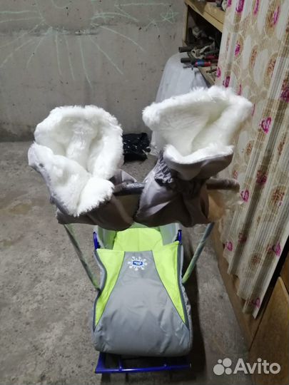 Детские санки на колесах