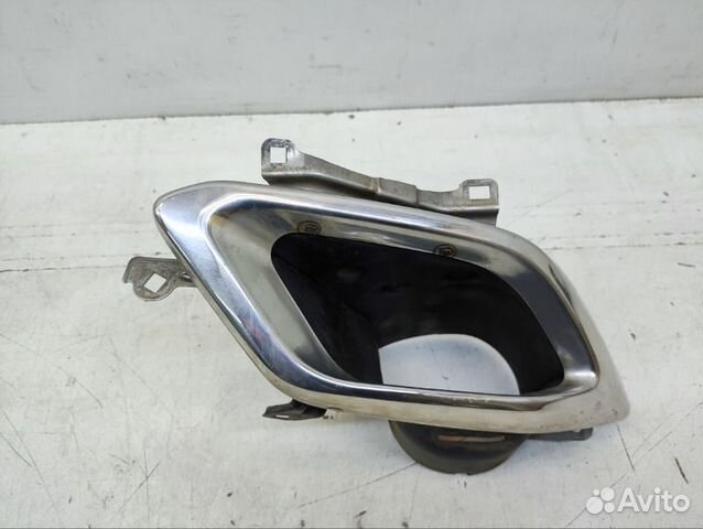 Насадка глушителя задняя правая Lexus Rx 4