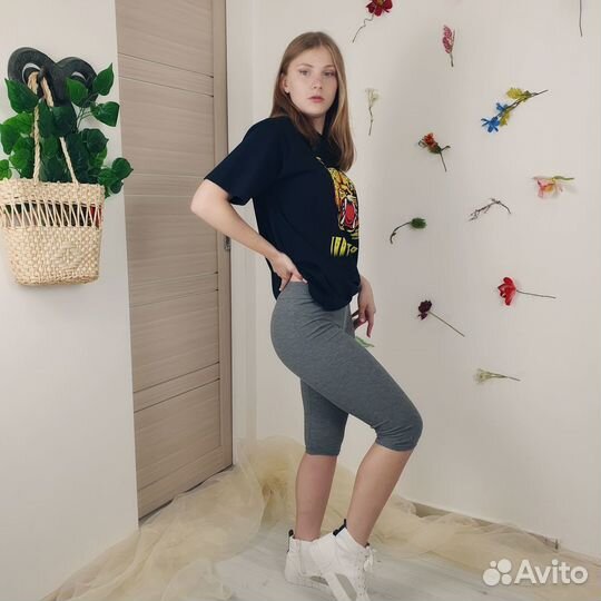 Удлиныенные велосипедки в рубчик Я