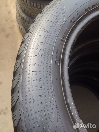 Marshal I'Zen RV Stud KC16 235/60 R18