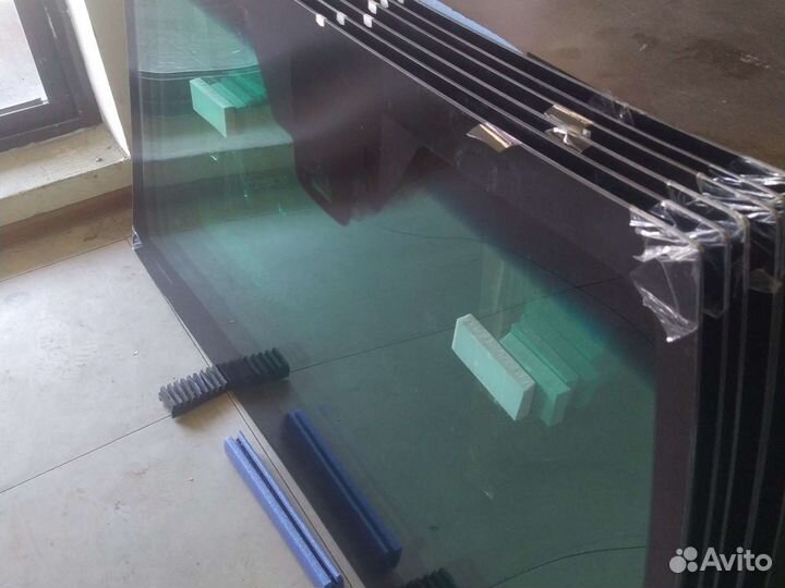 Авто-стекла на все марки авто наличии