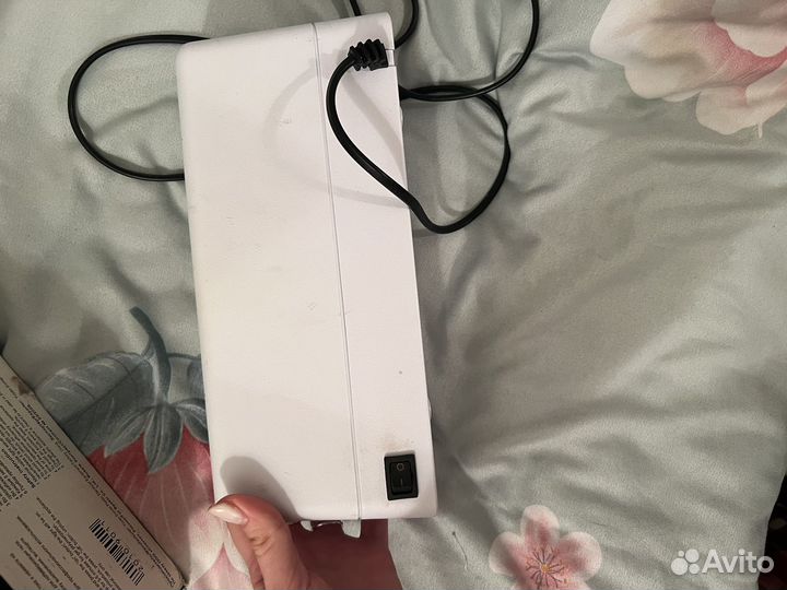 Лампа для ногтей