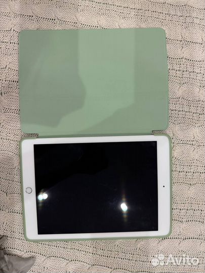 iPad 6 2018 32gb + apple pencil 1 поколения